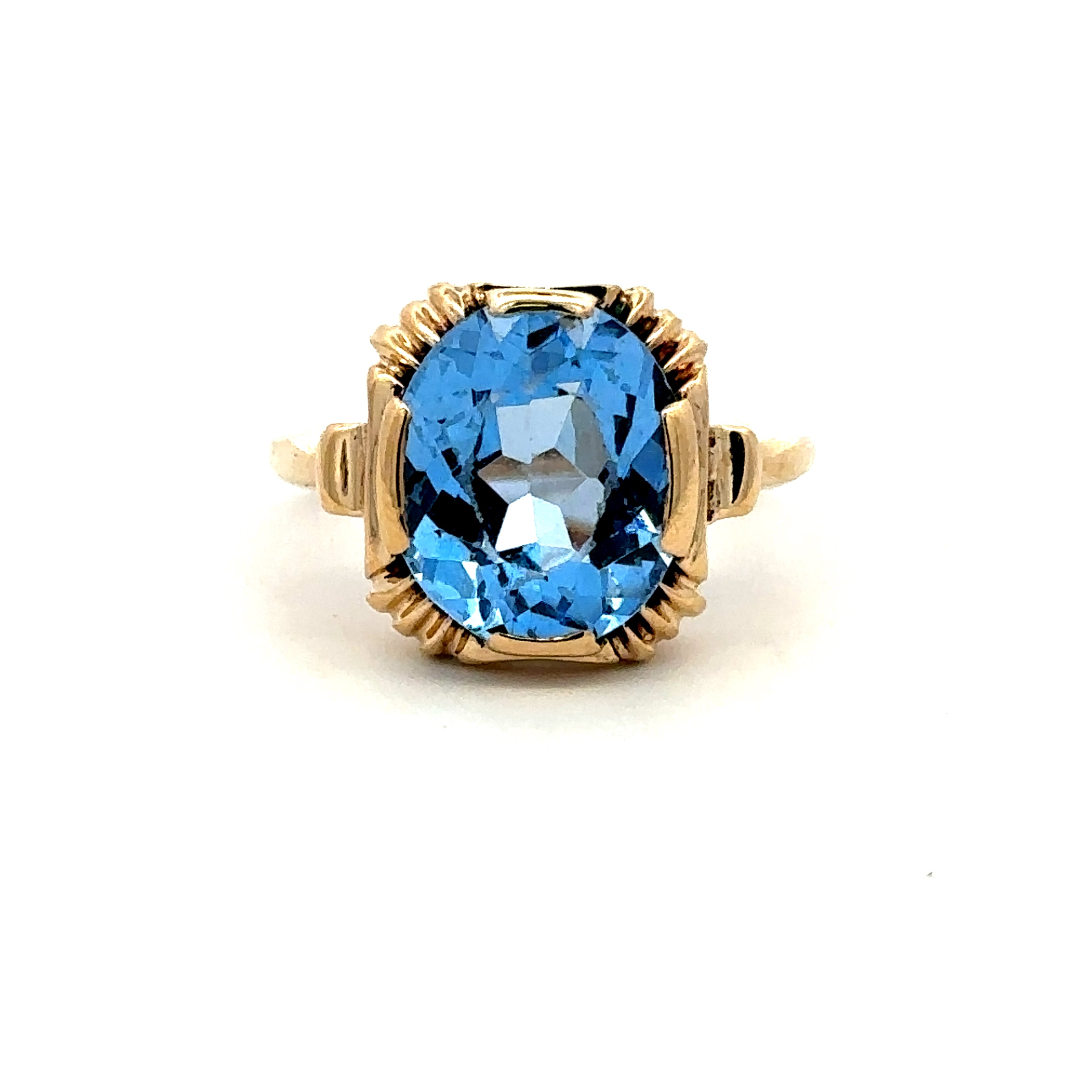 Estate 3CT. Blue Oval Cocktail Ring