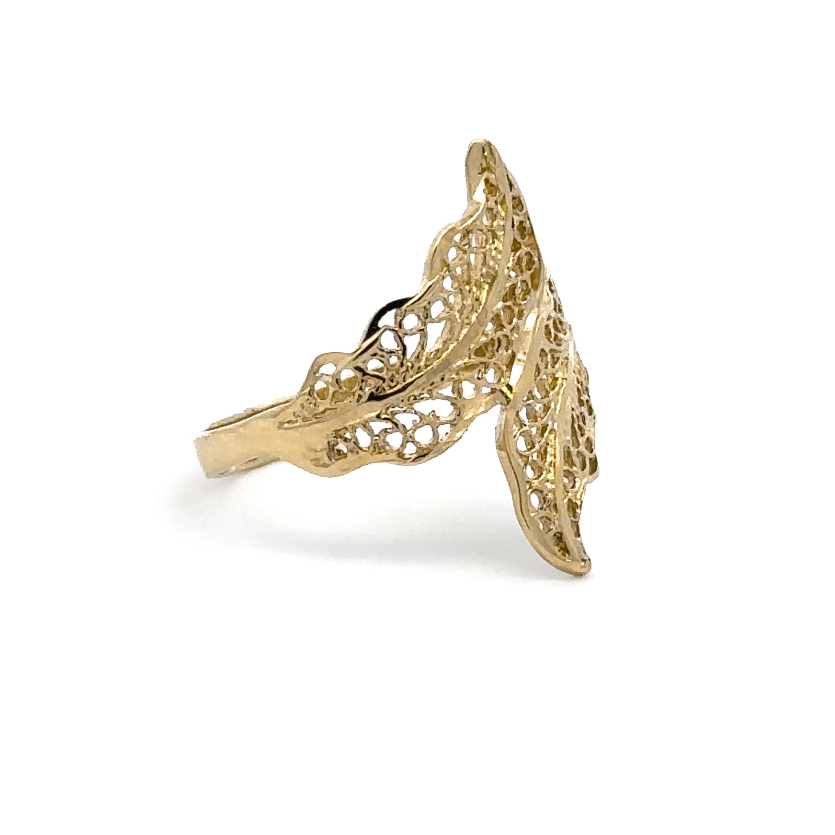 Estate Collection: 10K Yellow Gold Diamond Cut Filagree Ring