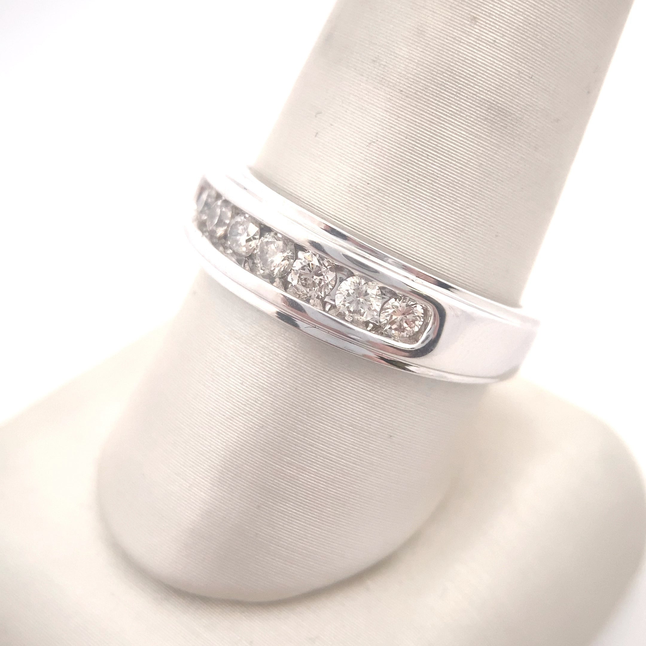 10K White Gold 1/2CT. Men's Diamond Stepped-Edge Channel-Set Wedding Band