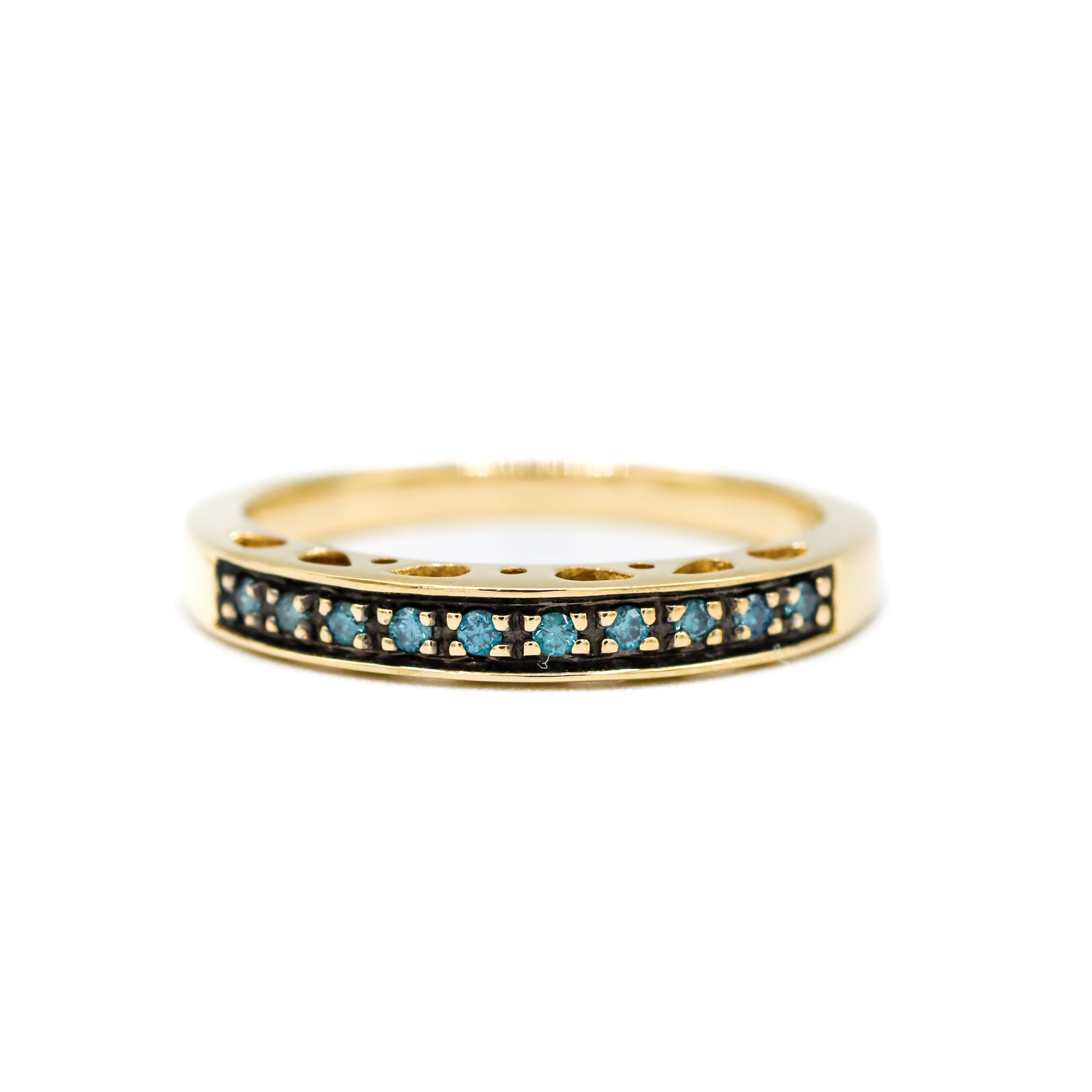 Estate Collection: 14K Yellow Gold Blue Diamond Band