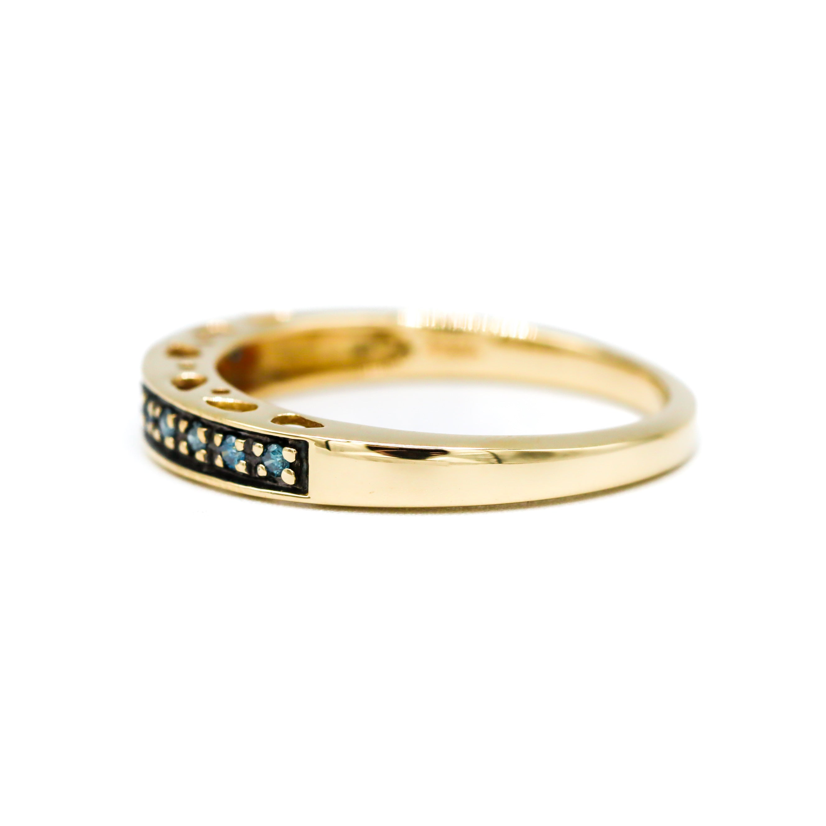 Estate Collection: 14K Yellow Gold Blue Diamond Band