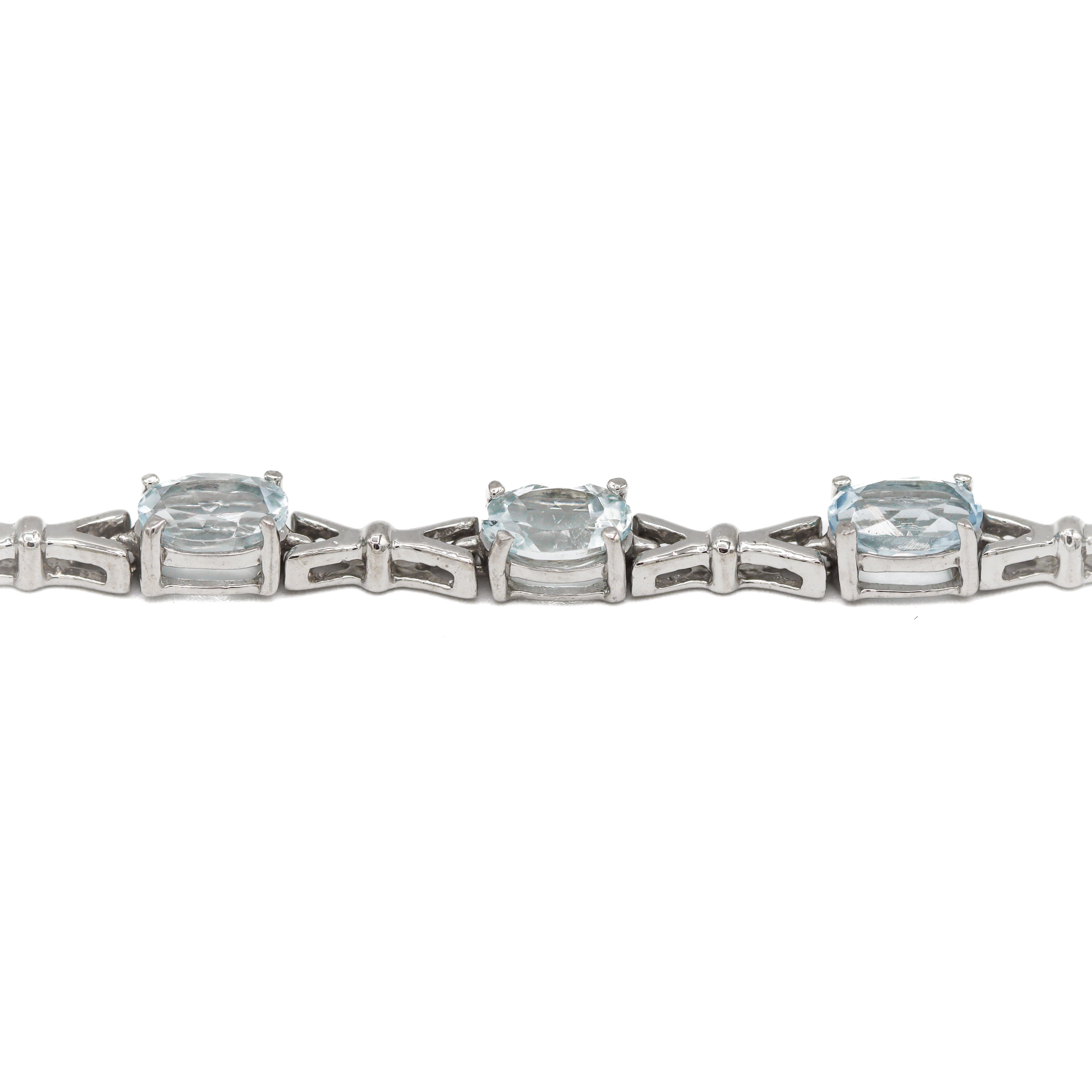 Sterling Silver 6CT. Aquamarine Tennis Bracelet