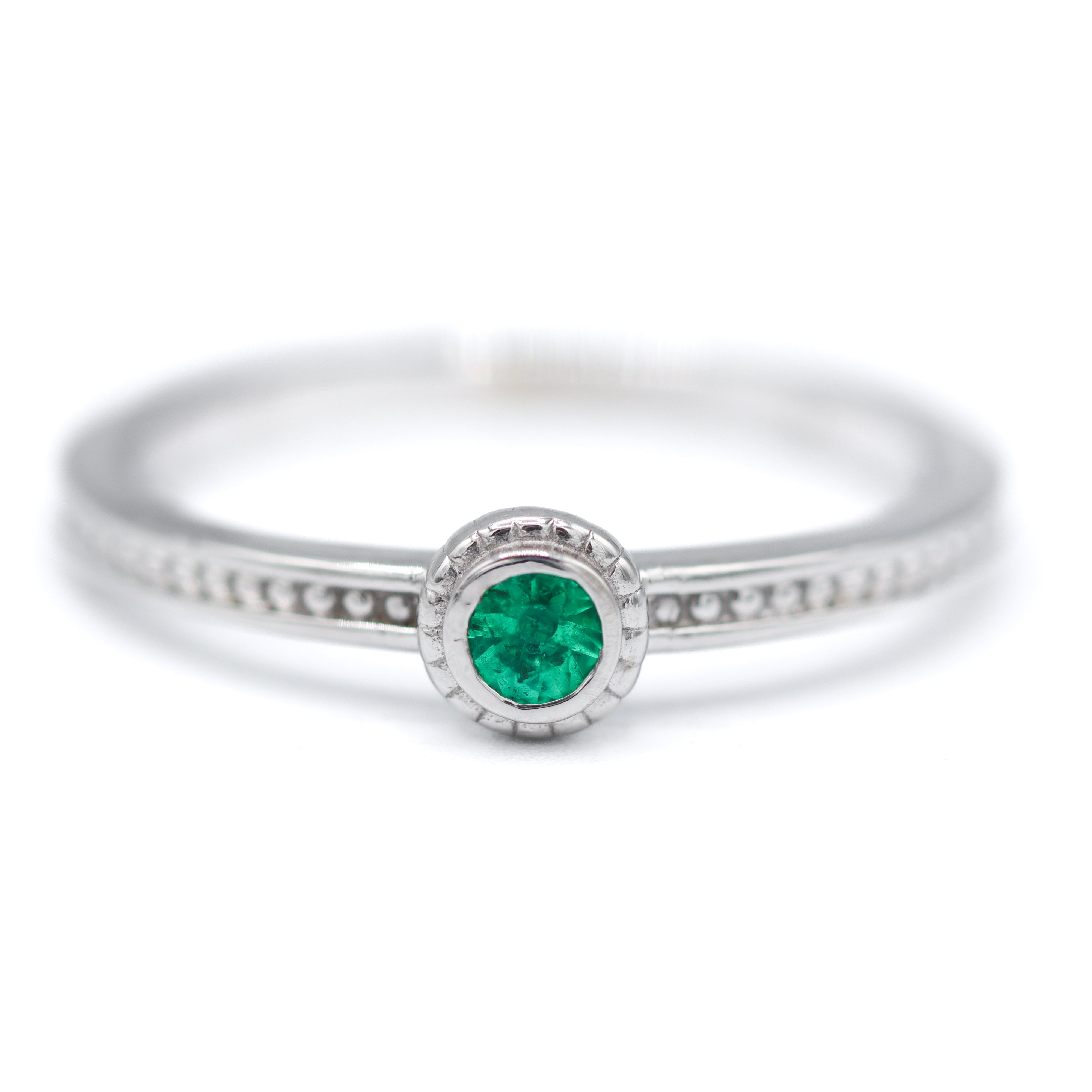 White Gold Emerald Ring