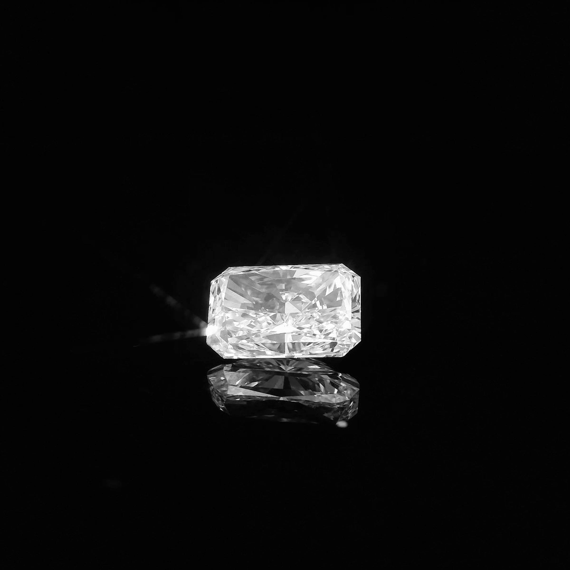 2.00CT Loose Radiant-Cut Lab-Grown Diamond