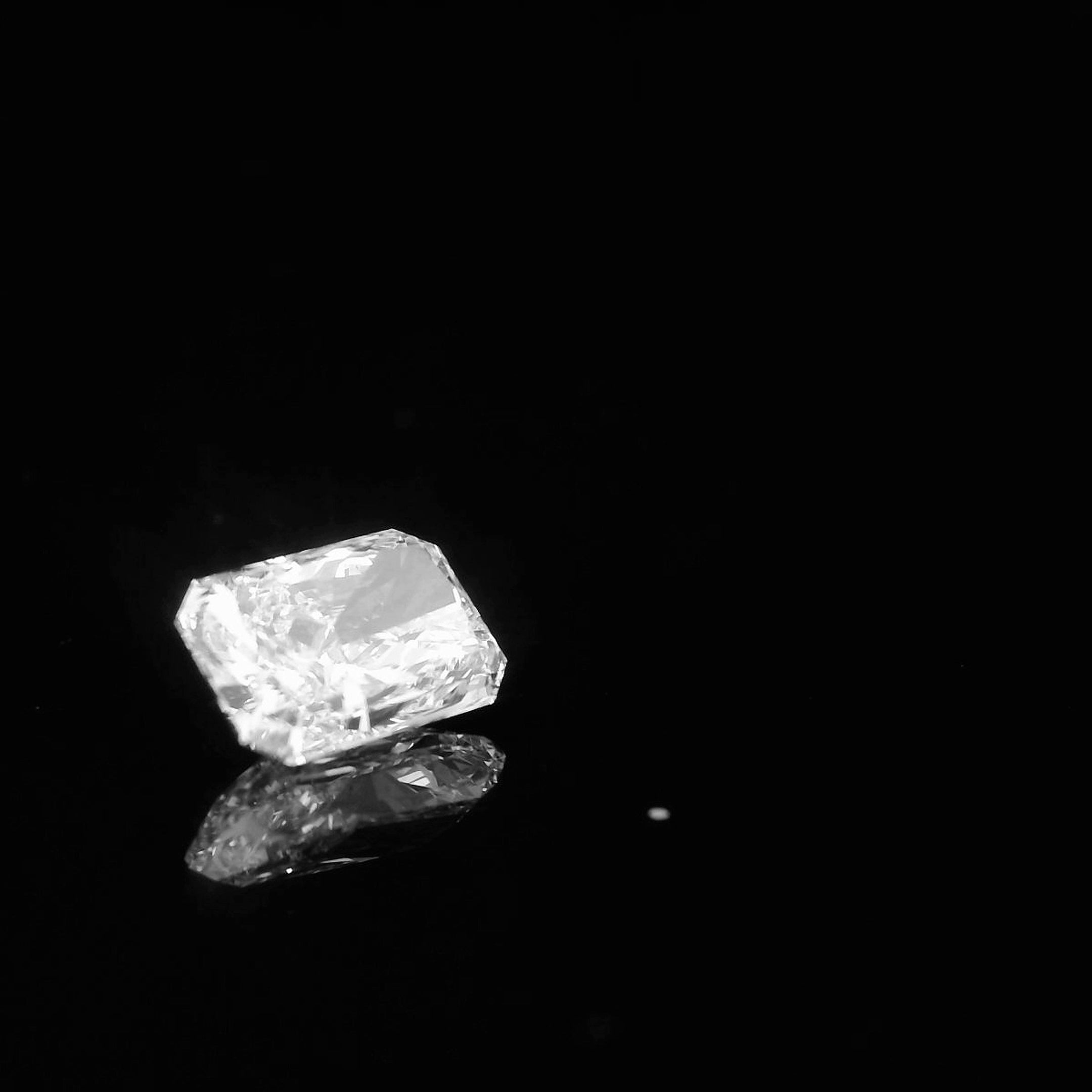 2.00CT Loose Radiant-Cut Lab-Grown Diamond