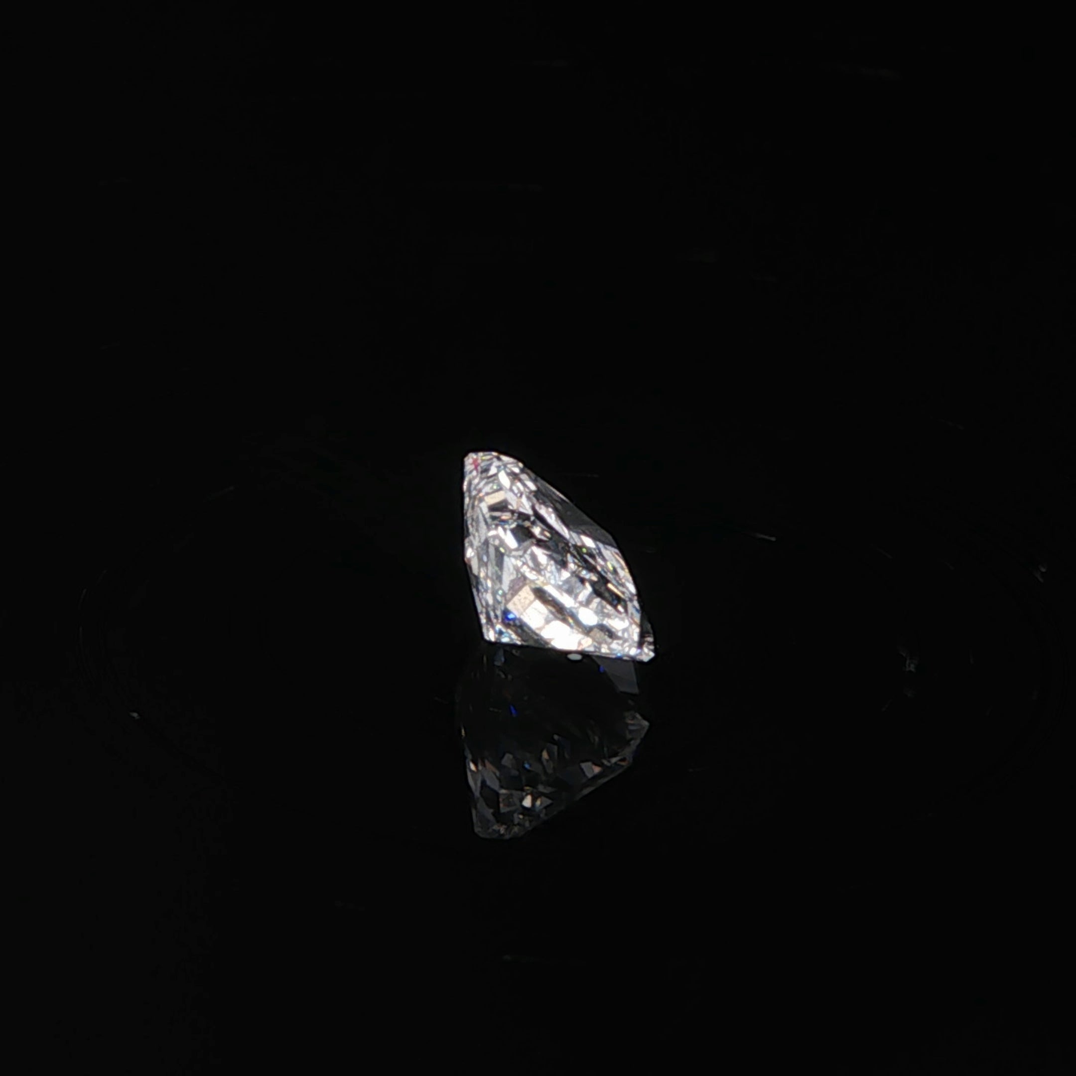 3.05CT. Certified Loose Radiant-Cut Lab-Grown Diamond IGI LG689533654 E/VVS2