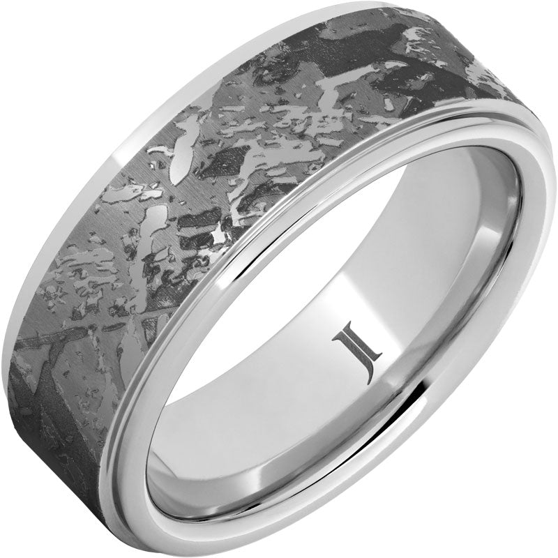 Front View Kuiper – Serinium® 8MM Meteorite Pattern Engraved Ring 