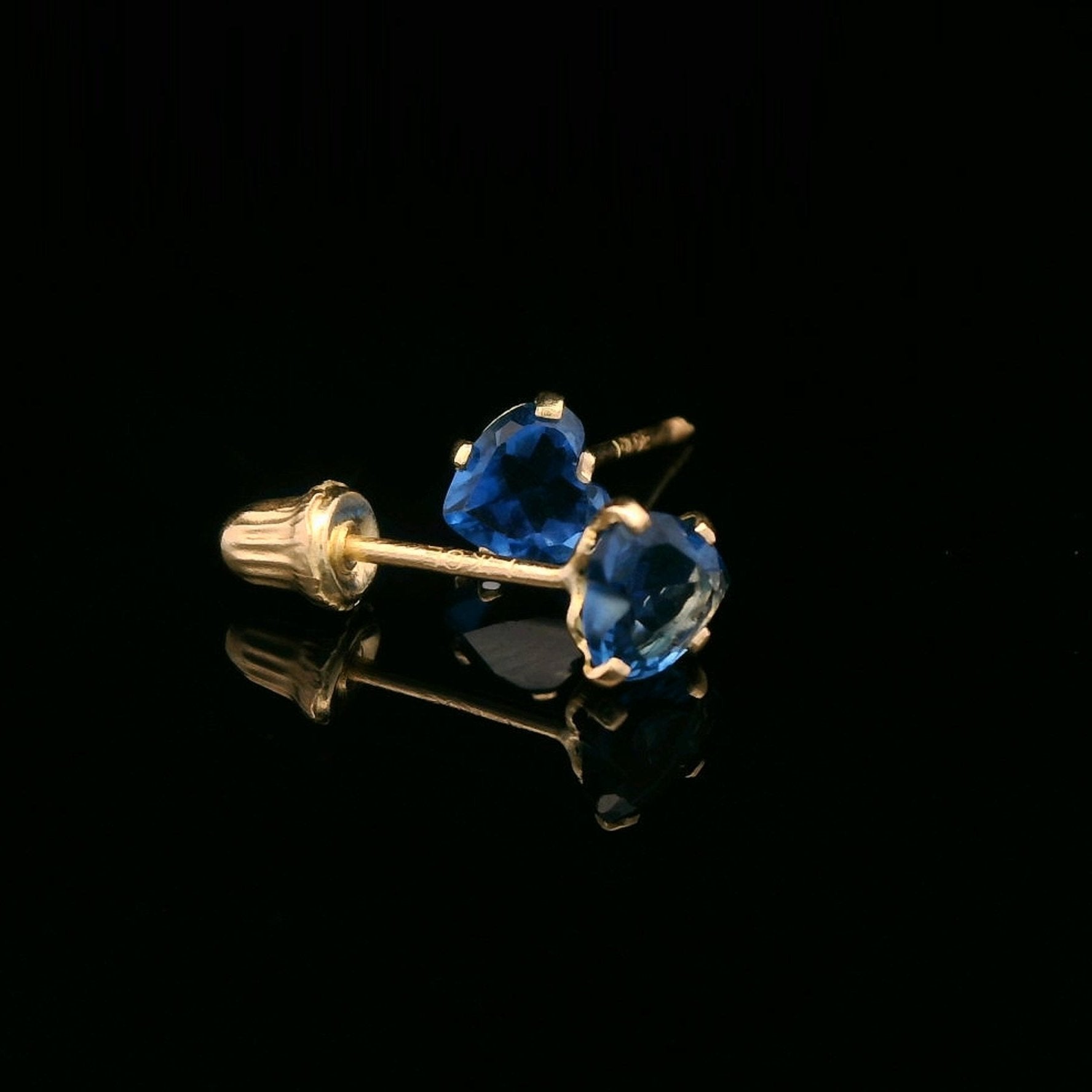 14K Yellow Gold Blue CZ Mini Heart Stud Earrings