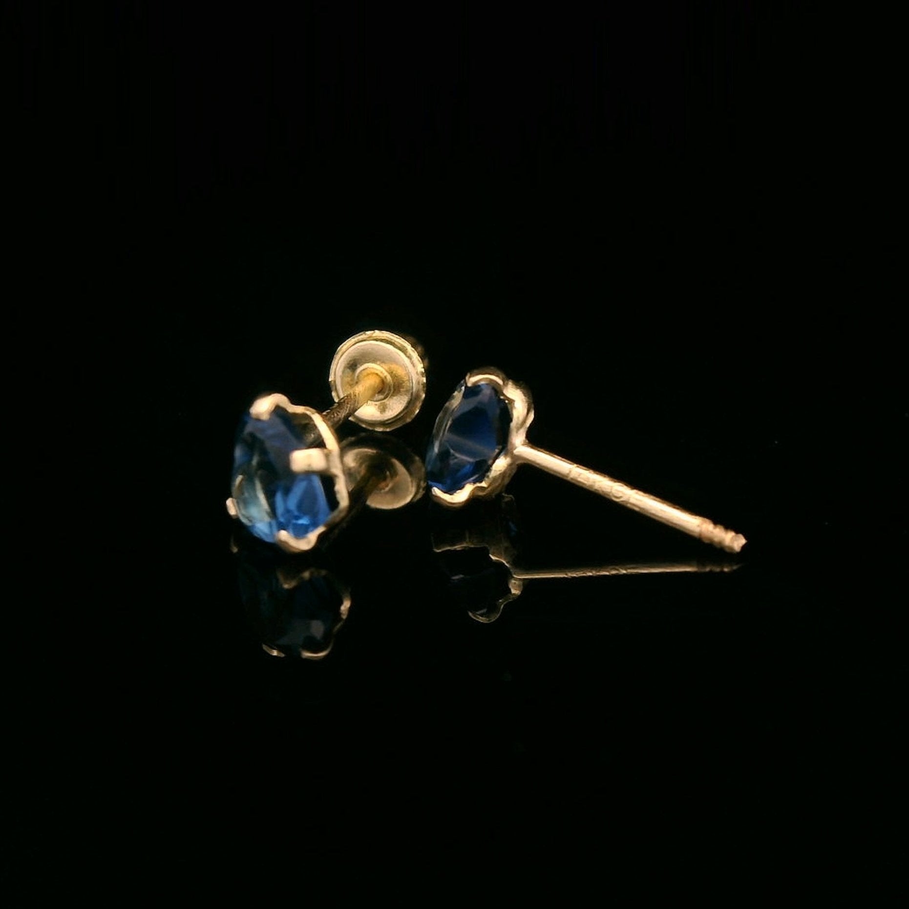 14K Yellow Gold Blue CZ Mini Heart Stud Earrings