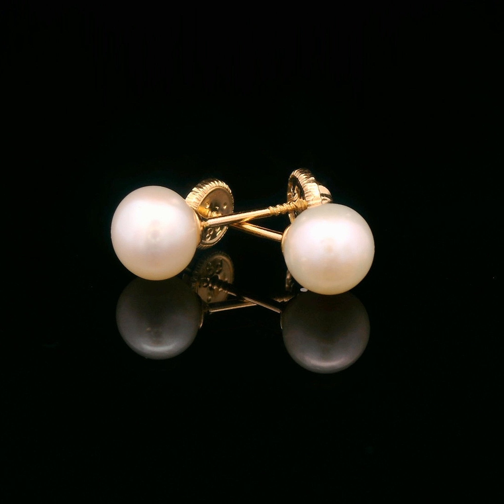 14K Yellow Gold Pearl Stud Earrings