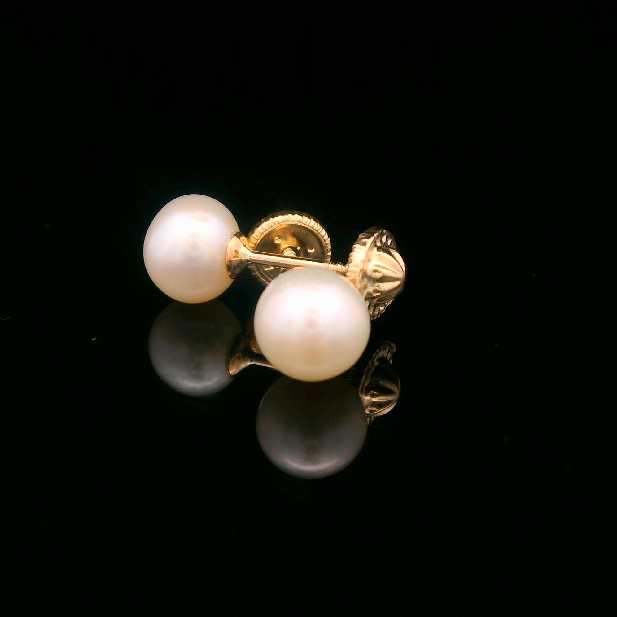 14K Yellow Gold Pearl Stud Earrings