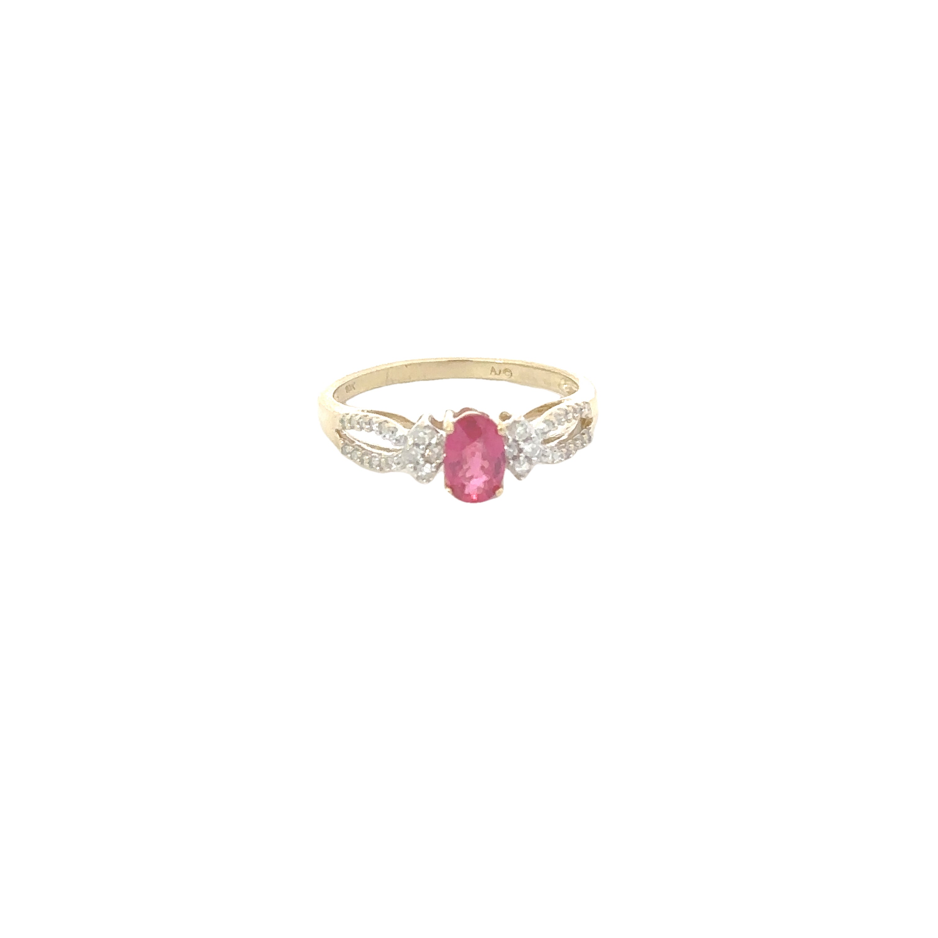 Estate Collection: 10K Yellow Gold Ruby Gemstone Ring