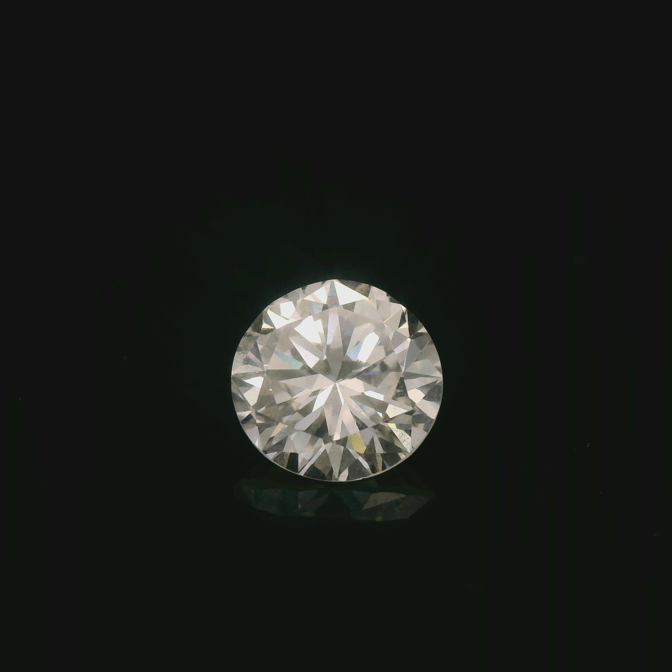 Video of 1.25CT Natural Loose Round-Cut Diamond