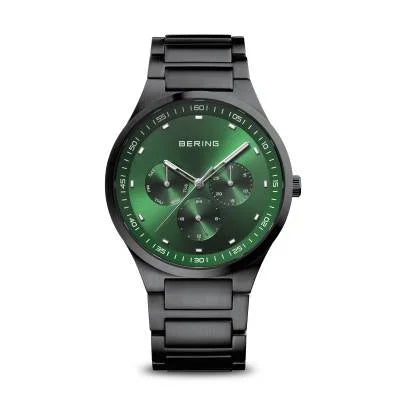 BERING Classic: Green Dial with Brushed Black Strap
