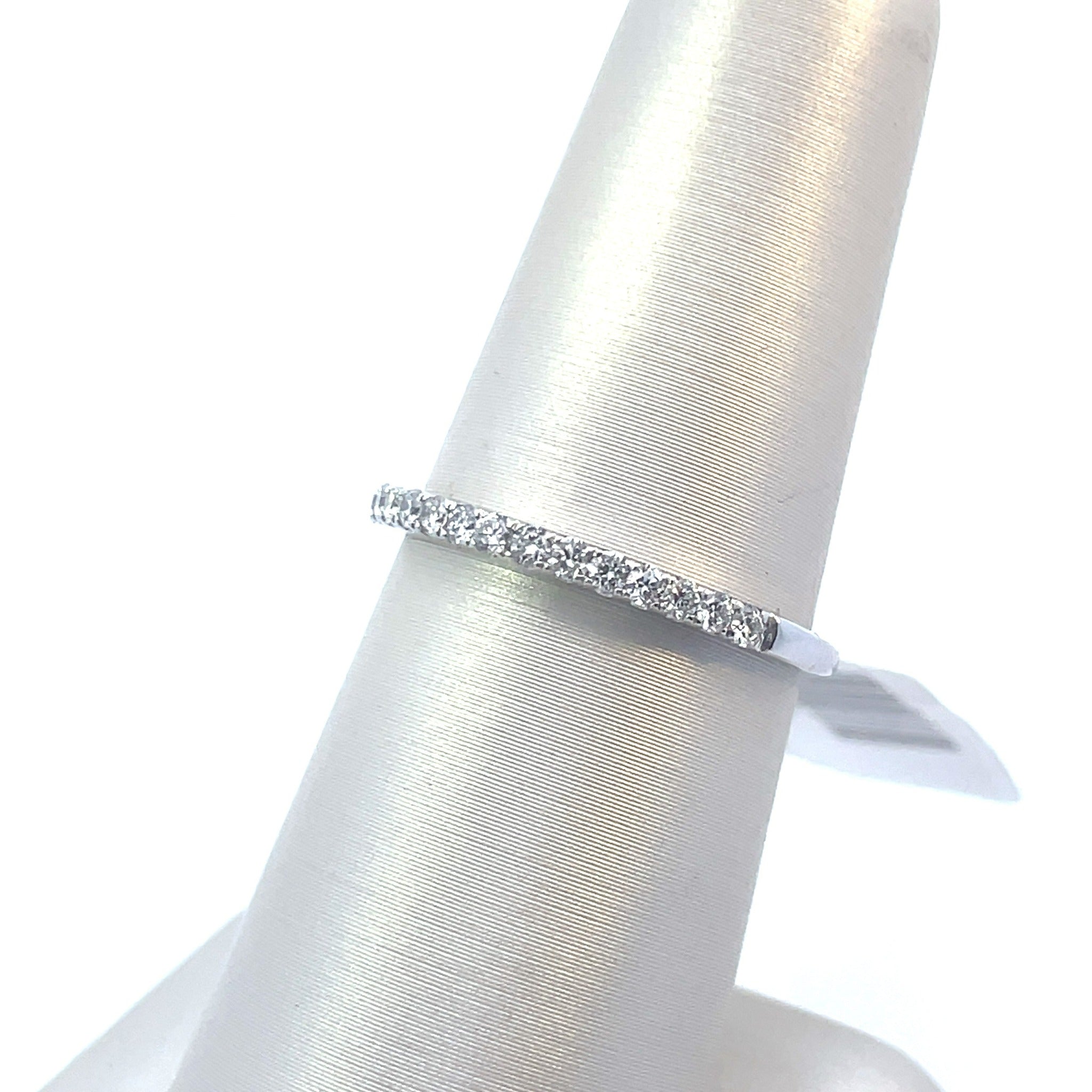 10K White Gold 1/4CT. Lab-Grown Diamond Band