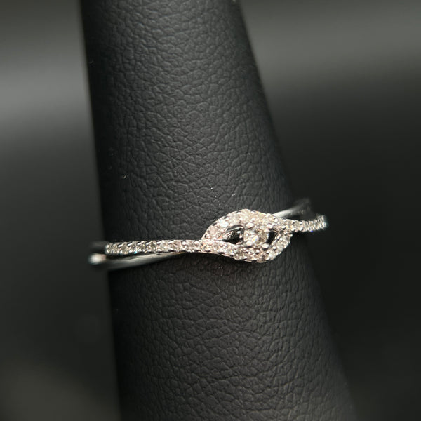 Sterling Silver Petite 1/6CT. Diamond Promise Ring