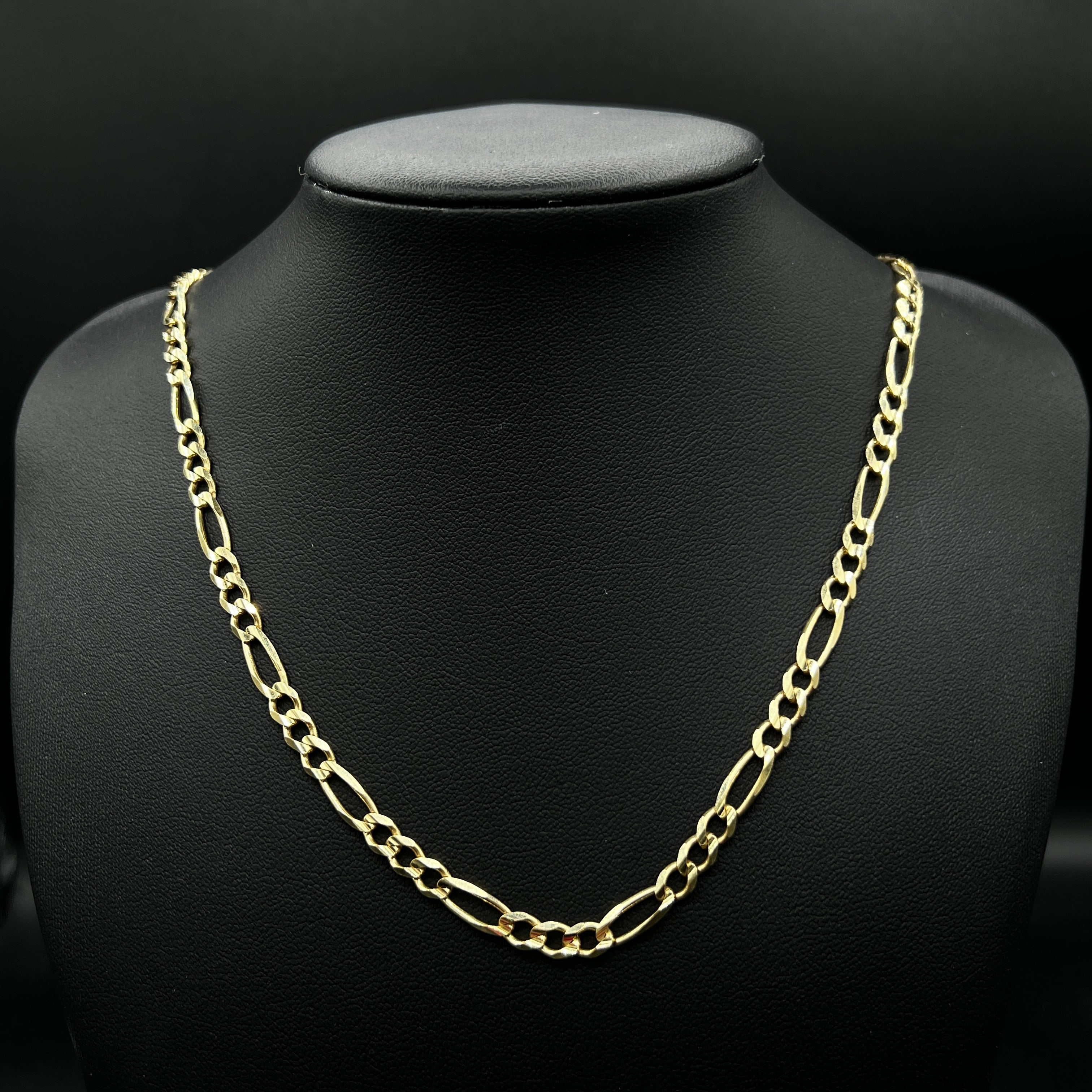 10K Yellow Gold 4.5MM Figaro 22" Chain