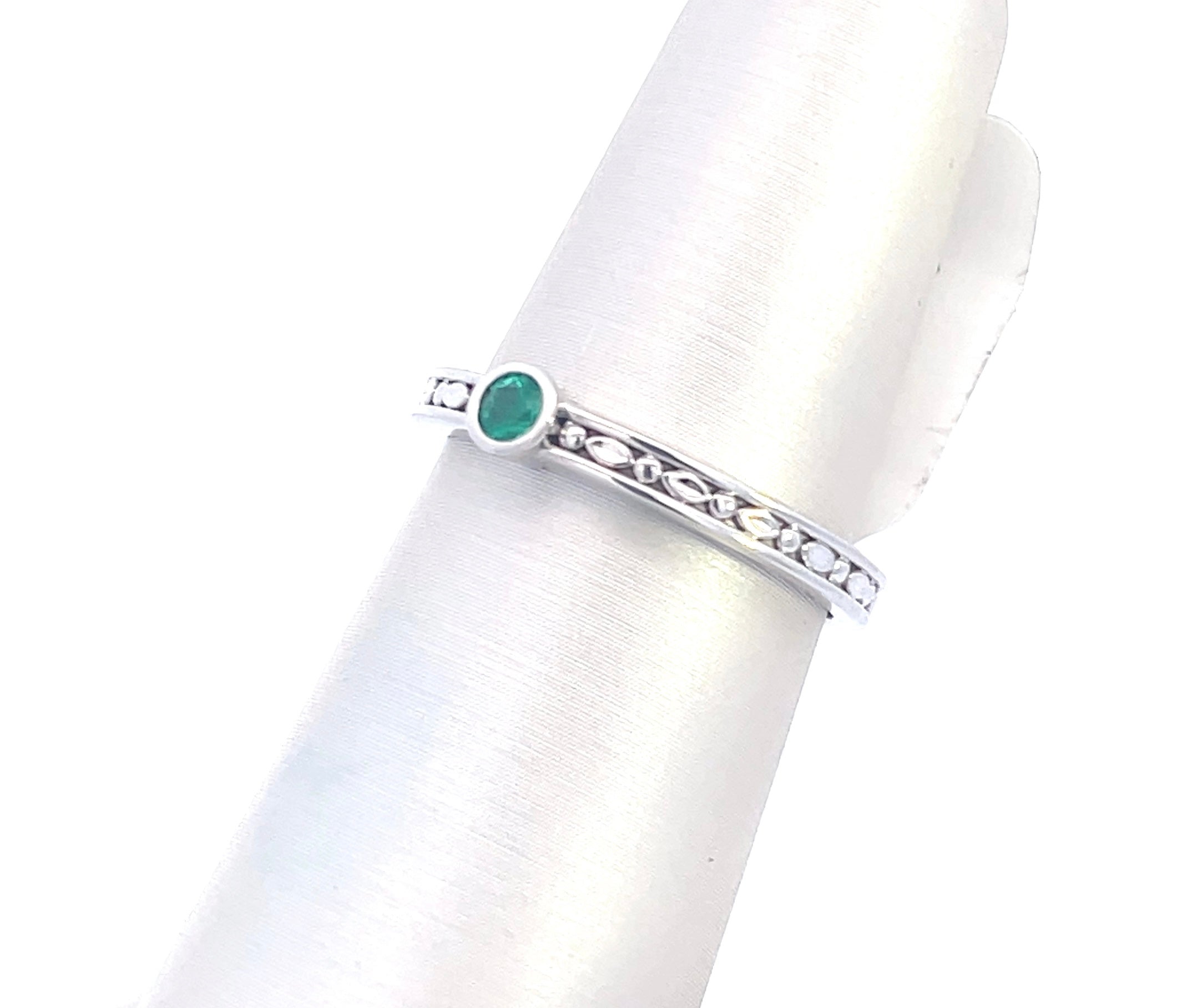 14k Emerald White Gold Bezel Set Ring