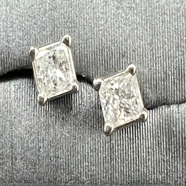 14KW .15CTW Princess Cut Diamond Solitaire Earrings